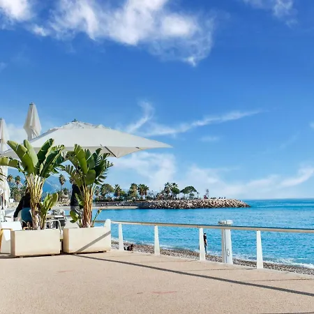 In With Balcony Terrace Апартаменты