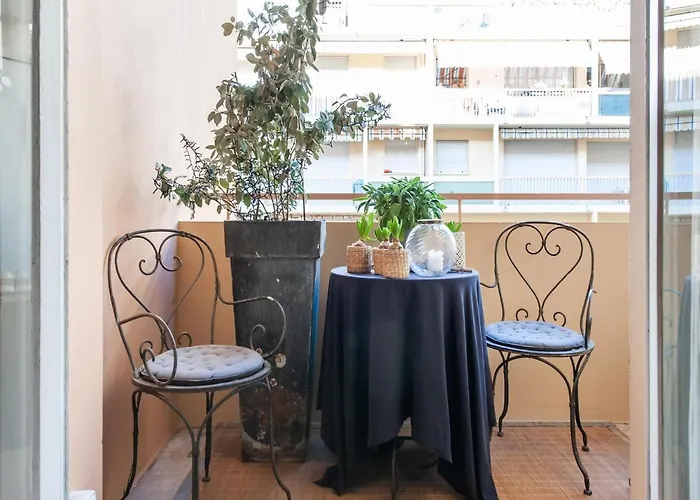Apartamento In With Balcony Terrace