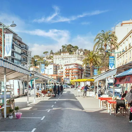 In With Balcony Terrace * Μεντόν