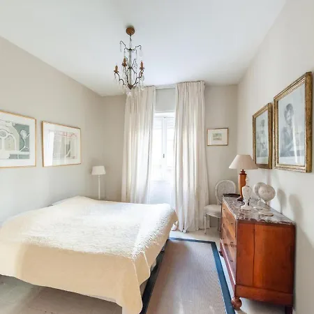 In With Balcony Terrace * Mentona