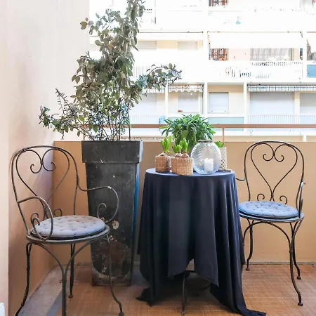 Διαμέρισμα In With Balcony Terrace