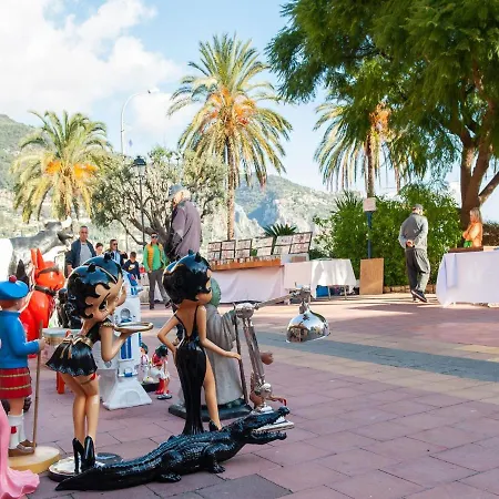 In With Balcony Terrace Διαμέρισμα Μεντόν