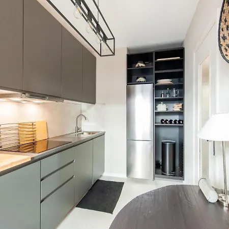 In With Balcony Terrace Διαμέρισμα